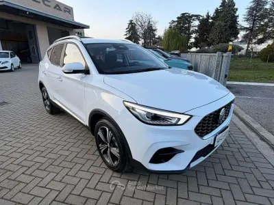 Usata MG ZS Comfort 106 CV (77 kW) 2025 Bianco SUV