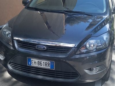 Usata Ford Focus Titanium 100 CV (73 kW) 2011 Grigio Station wagon