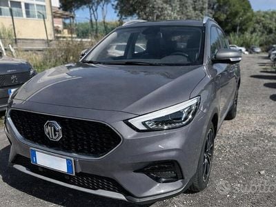 Usata MG ZS Luxury 111 CV (81 kW) 2023 Grigio SUV
