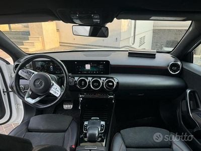 Käytetty Mercedes A150 2018 Valkoinen Sedan