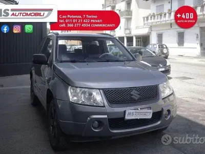 Usata Suzuki Grand Vitara 106 CV (77 kW) 2007 Grigio SUV