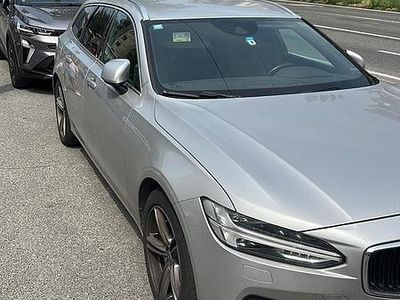 Usata Volvo V90 Momentum 190 CV (139 kW) 2017 Grigio Station wagon