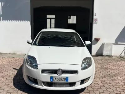 Usata Fiat Bravo 89 CV (65 kW) 2010 Bianco Utilitaria