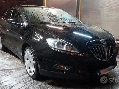 Usata Lancia Delta 120 CV (88 kW) 2008 Nero Utilitaria