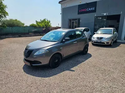 Usata Lancia Ypsilon S 95 CV (69 kW) 2014 Grigio Utilitaria