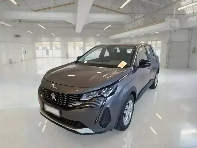 Usata Peugeot 3008 Active 131 CV (96 kW) 2022 Grigio SUV