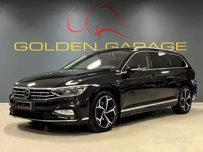 Usata VW Passat R-line 200 CV (147 kW) 2020 Nero Station wagon