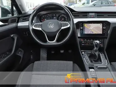 Usata VW Passat Business 150 CV (110 kW) 2020 Nero Station wagon