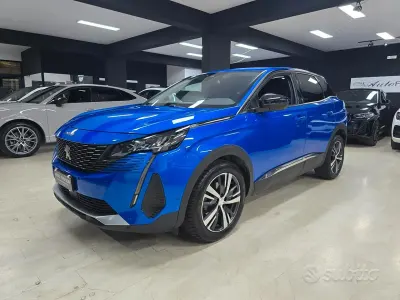 Usata Peugeot 3008 Allure 131 CV (96 kW) 2022 Blu/azzurro SUV