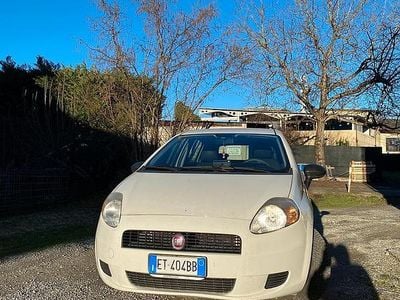 Occasion Fiat Grande Punto 65 ch (47 kW) 2013 Blanc Citadine