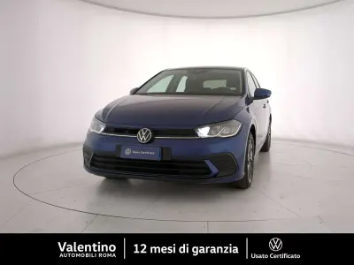 Usata VW Polo Life 95 CV (69 kW) 2023 Blu/azzurro Utilitaria