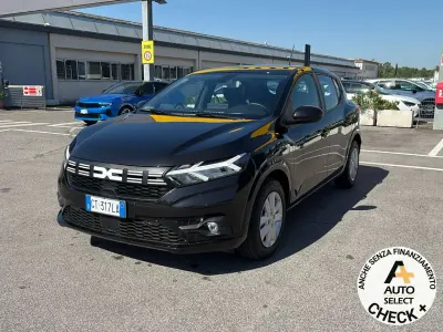 Usata Dacia Sandero Expression 91 CV (66 kW) 2024 Nero Berlina