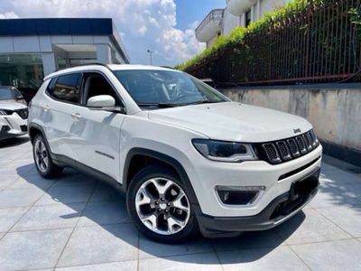 usata Jeep Compass bianco perla interni in pelle bianco