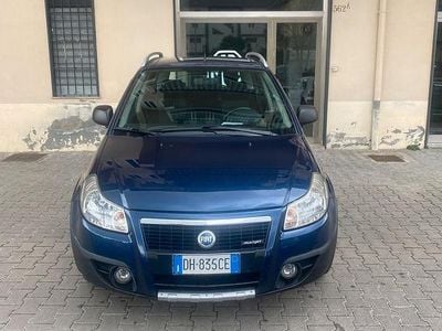 Usata Fiat Sedici 120 CV (88 kW) 2007 Blu SUV