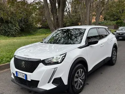 Käytetty Peugeot 2008 S 110 HP (80 kW) 2022 Valkoinen Katumaasturi