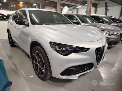 Usata Alfa Romeo Stelvio Veloce 210 CV (154 kW) 2024 Grigio SUV