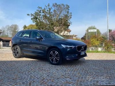 Usata Volvo XC60 235 CV (172 kW) 2020 Blu SUV