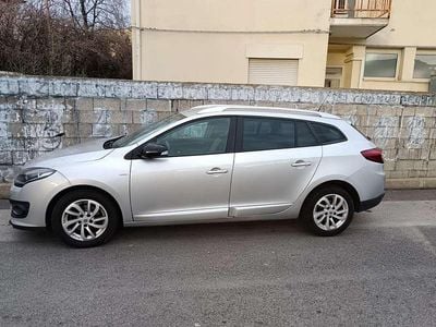 Usata Renault Mégane GrandTour LIMITED 110 CV (80 kW) 2015 Grigio Station wagon