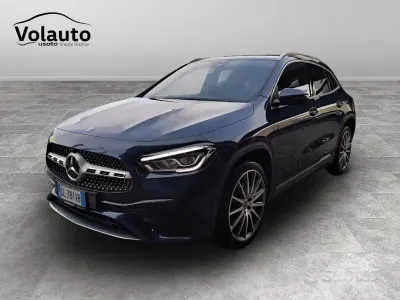 Usata Mercedes GLA250 Premium 160 CV (117 kW) 2022 Blu SUV