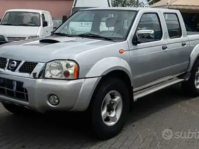 Begagnad Nissan Navara