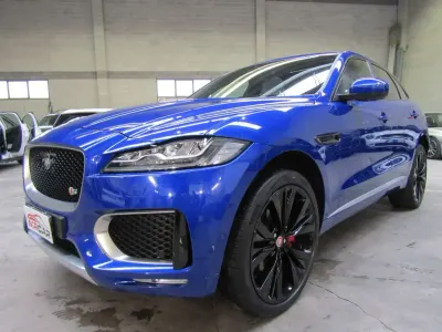 Usata Jaguar F-Pace S 300 CV (220 kW) 2017 Blu elettrico metallizzato SUV
