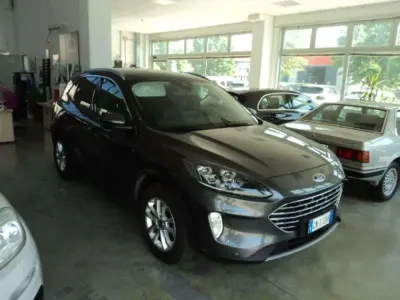 Usata Ford Kuga Titanium X 150 CV (110 kW) 2023 Grigio scuro SUV