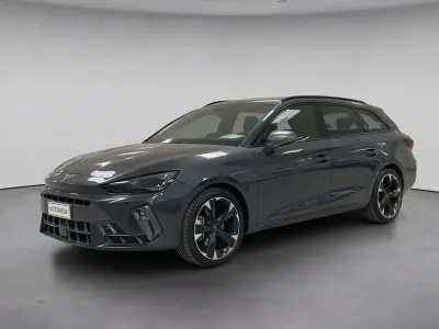 Usata Cupra Leon 150 CV (110 kW) 2025 Vari colori / pastello Station wagon