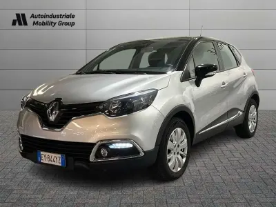 Usata Renault Captur 90 CV (66 kW) 2015 Grigio met. SUV