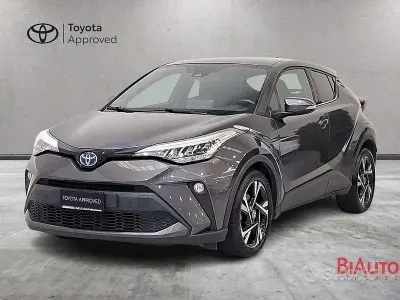 Usata Toyota C-HR Trend 122 CV (89 kW) 2022 Dark grey SUV