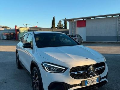 Mercedes GLA200