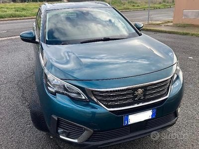 Usata Peugeot 5008 130 CV (95 kW) 2018 Blu SUV