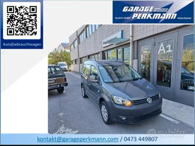 Usata VW Caddy Trendline 102 CV (75 kW) 2011 Grigio Monovolume