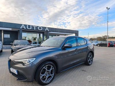 Usata Alfa Romeo Stelvio Sprint 190 CV (139 kW) 2021 Grigio SUV