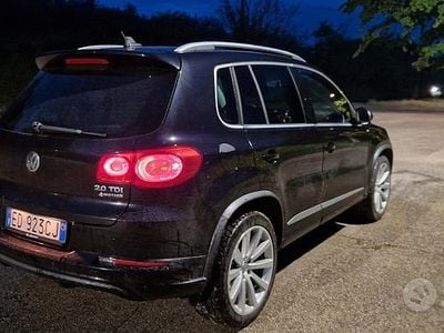 Usata VW Tiguan R-line 170 CV (125 kW) 2011 Nero SUV