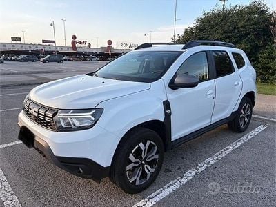 Usata Dacia Duster Journey 101 CV (74 kW) 2024 Bianco SUV