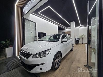 Usata Peugeot 308 Business-Line 119 CV (87 kW) 2016 Bianco Station wagon