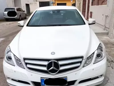 Occasion Mercedes E220 170 ch (125 kW) 2011 Blanc Coupé
