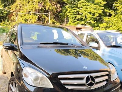 Mercedes B180