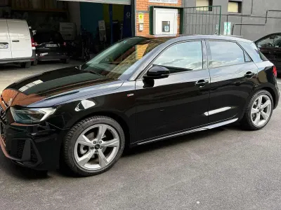 Usata Audi A1 Sportback Ambiente 150 CV (110 kW) 2023 Nero Utilitaria