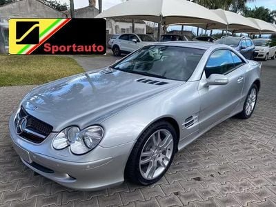 Usata Mercedes SL350 245 CV (180 kW) 2003 Grigio Cabrio