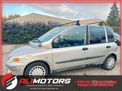 Usata Fiat Multipla 116 CV (85 kW) 2004 Grigio Monovolume