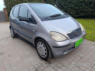 Usata Mercedes A170 Classic 95 CV (69 kW) 2001 Grigio Berlina