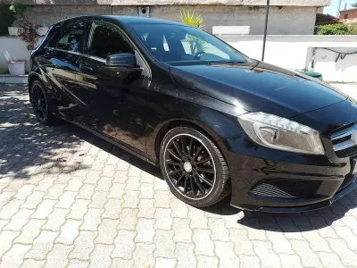 Usata Mercedes A200 Premium 136 CV (100 kW) 2014 Nero Berlina