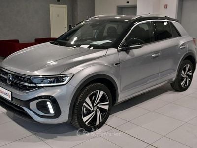 Usata VW T-Roc R-line Plus 150 CV (110 kW) 2024 Argento SUV