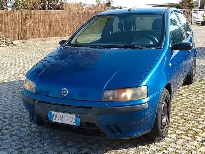 Usata Fiat Punto 60 CV (44 kW) 2001 Utilitaria