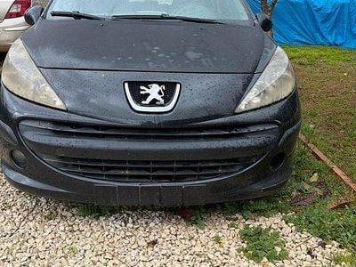 Usata Peugeot 207 75 CV (55 kW) 2007 Nero Utilitaria