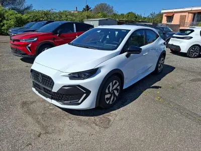 Nuova Renault Clio 160 CV (117 kW) 2026 Verde Utilitaria