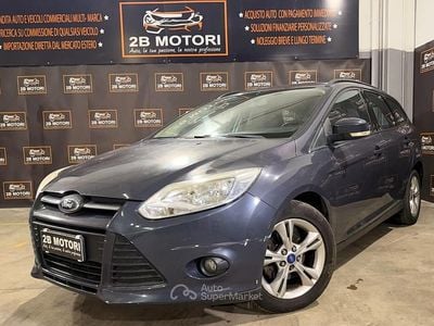 Usata Ford Focus Titanium 116 CV (85 kW) 2011 Blu Station wagon