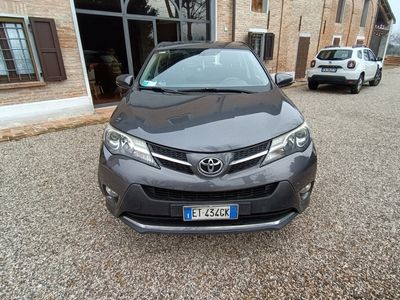 usata Toyota RAV4 2.0i 16V cat 5 porte