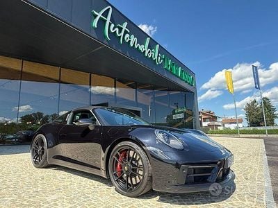 Usata Porsche 911 Targa 4 480 CV (353 kW) 2023 Nero Cabrio